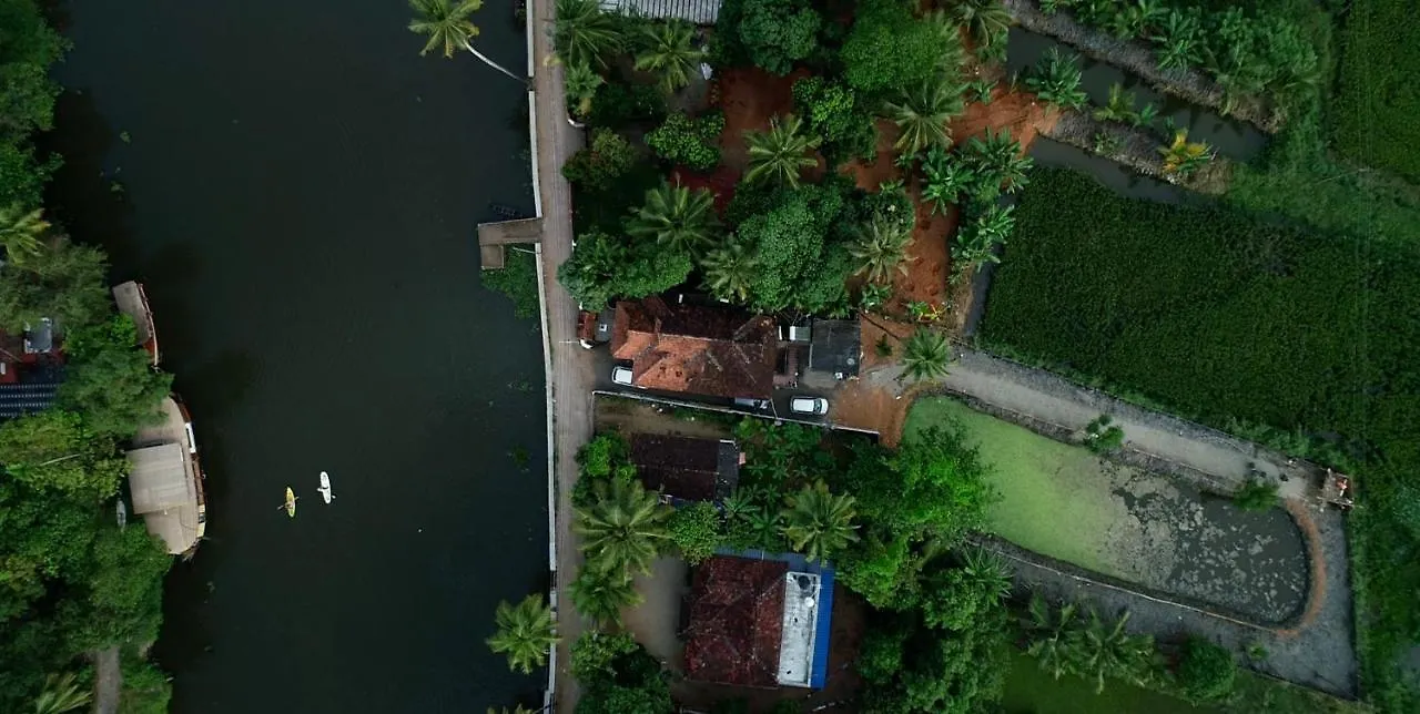 Mountde Kumarakom